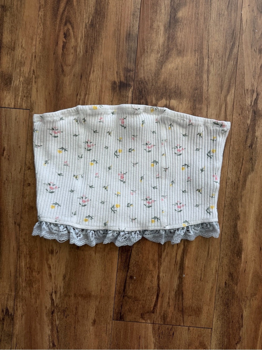 Forever 21 Floral Ribbed Lace-Trim Tube Top